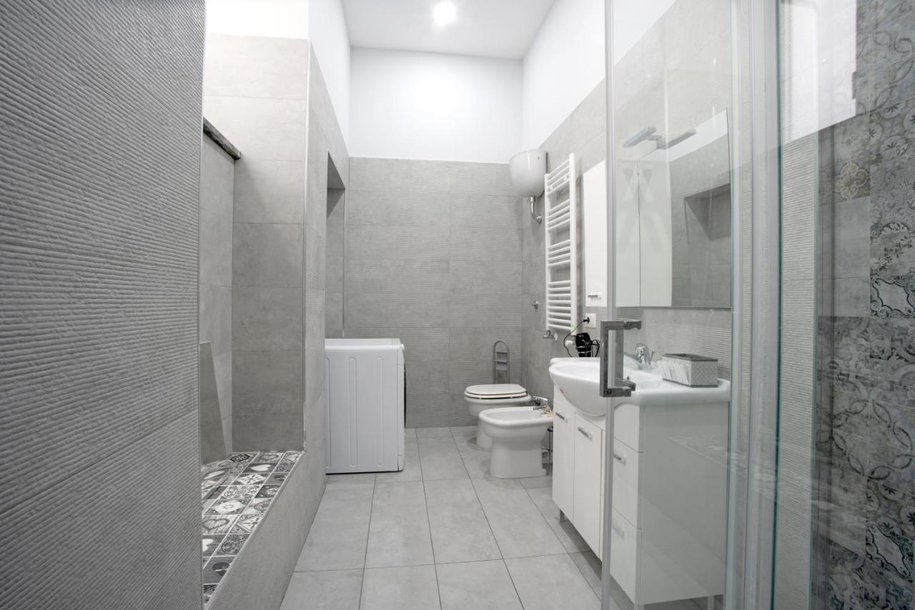 Giovi'S Apartments กาสเตลลัมมาเร ดิ สตาเบีย ภายนอก รูปภาพ