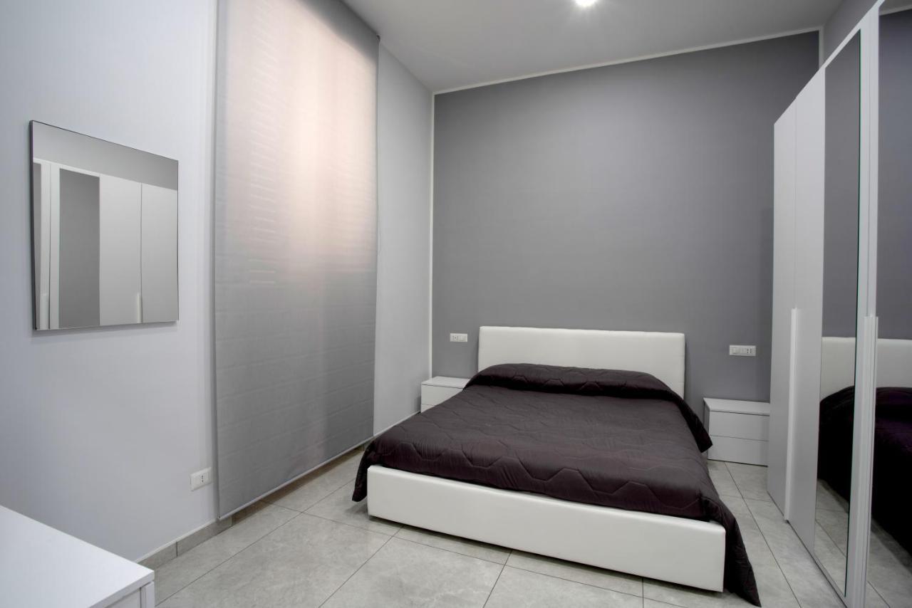 Giovi'S Apartments กาสเตลลัมมาเร ดิ สตาเบีย ภายนอก รูปภาพ